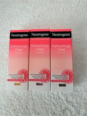 3 - Neutrogena Refreshingly Clear Moisturiser - Pink Grapefruit NIB